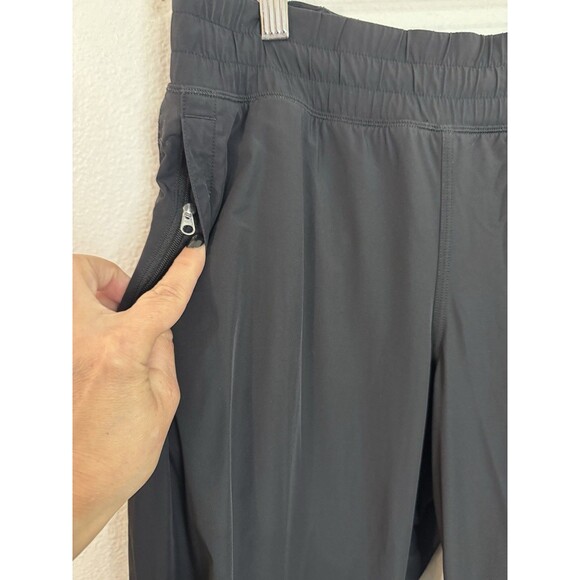 Lululemon Pants Women’s Black Run Dog Runner Jogger 10 Mid Rise Lined EUC - Picture 2 of 10